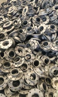 Loading machine parts